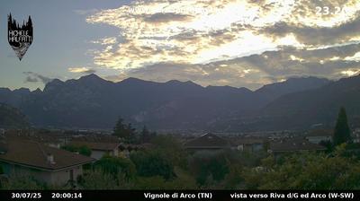 immagine della webcam nei dintorni di Tiarno di Sopra: webcam Arco