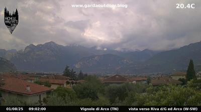 immagine della webcam nei dintorni di Vallelaghi: webcam Arco