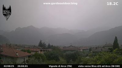 immagine della webcam nei dintorni di Sella Giudicarie: webcam Arco