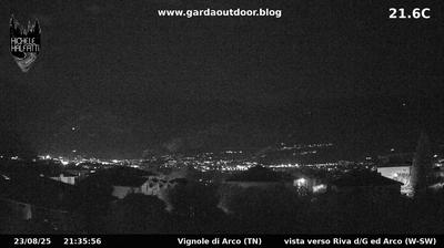 immagine della webcam nei dintorni di Pieve di Ledro: webcam Arco
