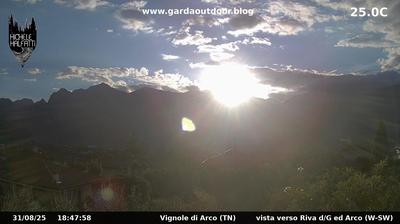 immagine della webcam nei dintorni di Brentonico: webcam Arco