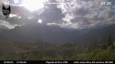 immagine della webcam nei dintorni di Rovereto: webcam Arco