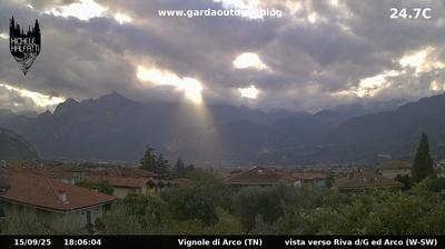 immagine della webcam nei dintorni di Dro: webcam Arco