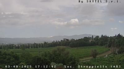 immagine della webcam nei dintorni di Chiusi della Verna: webcam Arezzo