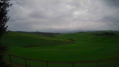 immagine della webcam nei dintorni di Siena: webcam San Quirico d'Orcia