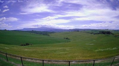 immagine della webcam nei dintorni di Monte Amiata: webcam San Quirico d'Orcia