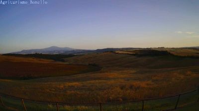 immagine della webcam nei dintorni di Castel del Piano: webcam San Quirico d'Orcia