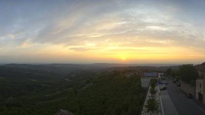 immagine della webcam nei dintorni di Costigliole d'Asti: webcam Albaretto della Torre