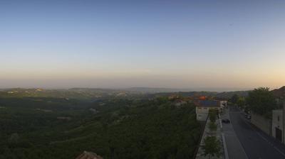 immagine della webcam nei dintorni di Cossano Belbo: webcam Albaretto della Torre
