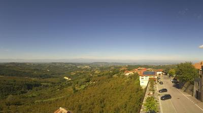 immagine della webcam nei dintorni di Alba: webcam Albaretto della Torre