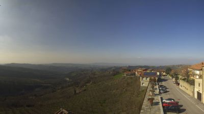immagine della webcam nei dintorni di Corneliano d'Alba: webcam Albaretto della Torre