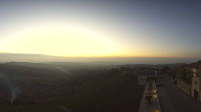 immagine della webcam nei dintorni di Corneliano d'Alba: webcam Albaretto della Torre