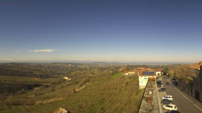 immagine della webcam nei dintorni di Magliano Alfieri: webcam Albaretto della Torre