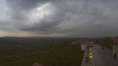 immagine della webcam nei dintorni di Corneliano d'Alba: webcam Albaretto della Torre