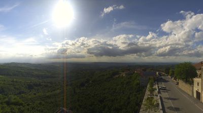immagine della webcam nei dintorni di Benevello: webcam Albaretto della Torre