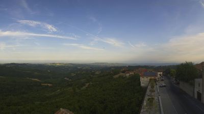 immagine della webcam nei dintorni di Costigliole d'Asti: webcam Albaretto della Torre