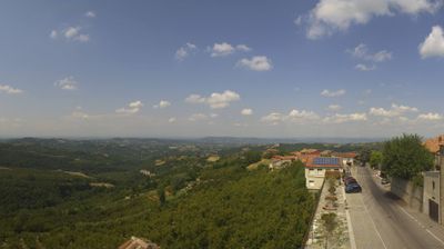 immagine della webcam nei dintorni di Sinio: webcam Albaretto della Torre