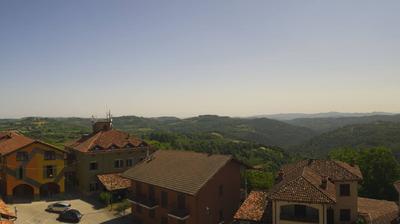 immagine della webcam nei dintorni di Alba: webcam Serravalle Langhe