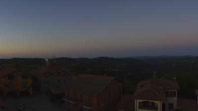 immagine della webcam nei dintorni di Bene Vagienna: webcam Serravalle Langhe