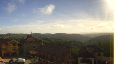 immagine della webcam nei dintorni di Arguello: webcam Serravalle Langhe