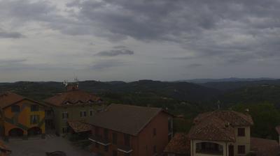 immagine della webcam nei dintorni di Magliano Alfieri: webcam Serravalle Langhe
