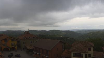 immagine della webcam nei dintorni di Fossano: webcam Serravalle Langhe