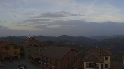 immagine della webcam nei dintorni di Bene Vagienna: webcam Serravalle Langhe