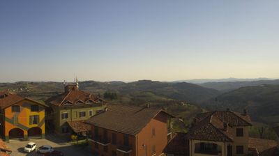 immagine della webcam nei dintorni di Lequio Berria: webcam Serravalle Langhe
