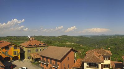 immagine della webcam nei dintorni di Mombarcaro: webcam Serravalle Langhe