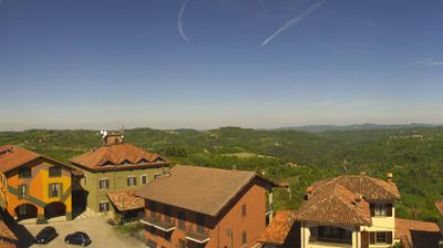 immagine della webcam nei dintorni di Niella Belbo: webcam Serravalle Langhe