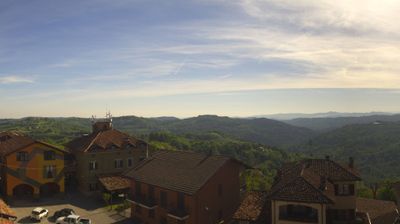 immagine della webcam nei dintorni di Magliano Alfieri: webcam Serravalle Langhe