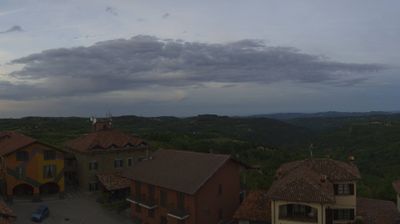 immagine della webcam nei dintorni di Lequio Berria: webcam Serravalle Langhe