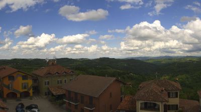 immagine della webcam nei dintorni di Lequio Berria: webcam Serravalle Langhe