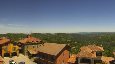 immagine della webcam nei dintorni di Cherasco: webcam Serravalle Langhe