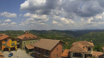 immagine della webcam nei dintorni di Costigliole d'Asti: webcam Serravalle Langhe