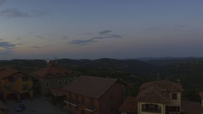 immagine della webcam nei dintorni di Albaretto della Torre: webcam Serravalle Langhe
