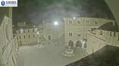 immagine della webcam nei dintorni di Todi: webcam Bevagna