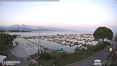 immagine della webcam nei dintorni di Riccò del Golfo di Spezia: webcam Ameglia