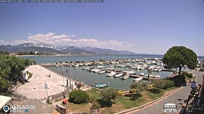 immagine della webcam nei dintorni di Marina Di Pietrasanta: webcam Montemarcello