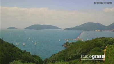 immagine della webcam nei dintorni di Riccò del Golfo di Spezia: webcam La Spezia