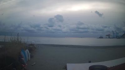 immagine della webcam nei dintorni di Finale Ligure: webcam Valleggia