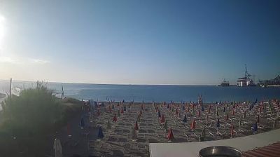 immagine della webcam nei dintorni di Finale Ligure: webcam Valleggia