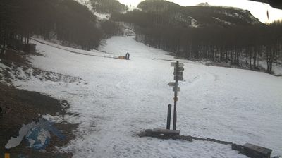 immagine della webcam nei dintorni di Brallo di Pregola: webcam Santo Stefano d'Aveto