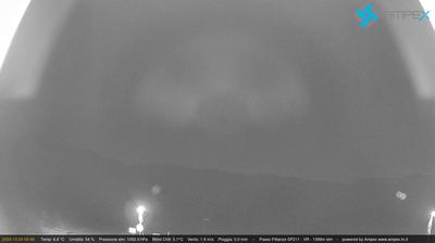 immagine della webcam nei dintorni di Ferrara di Monte Baldo: webcam Passo delle Fittanze
