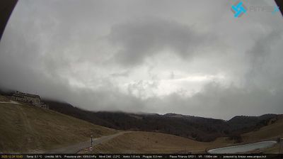 immagine della webcam nei dintorni di San Giacomo di Brentonico: webcam Passo delle Fittanze