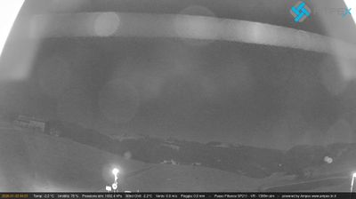 immagine della webcam nei dintorni di San Giacomo di Brentonico: webcam Passo delle Fittanze