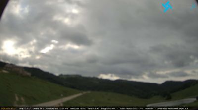 immagine della webcam nei dintorni di Bosco Chiesanuova: webcam Passo delle Fittanze