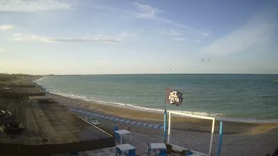 immagine della webcam nei dintorni di Porto Potenza Picena: webcam Santa Maria a Mare