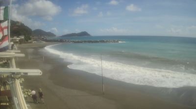 immagine della webcam nei dintorni di Varese Ligure: webcam Cavi