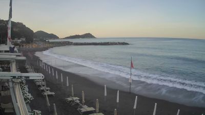 immagine della webcam nei dintorni di Rapallo: webcam Cavi